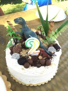 Bolo de Aniversário Infantil Tema Dinossauro